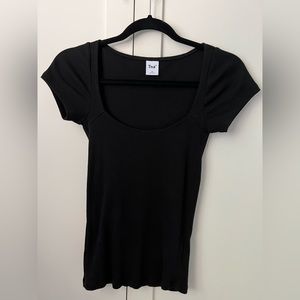 Aritzia TNA Black Square Neck T-shirt, Size XS